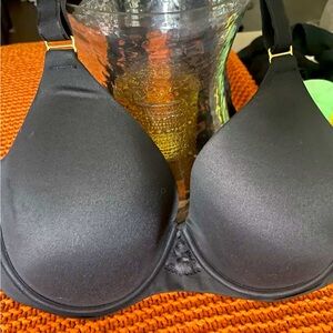 Soma Racerback Bra In Black Size 40D  Ultimate Comfort NWOT